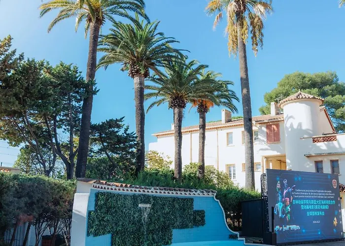 Campus Santa Maria Cannes