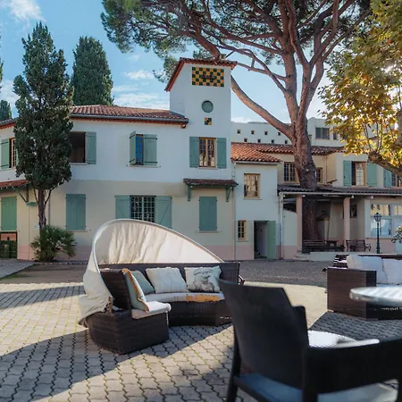 Campus Santa Maria Albergue *